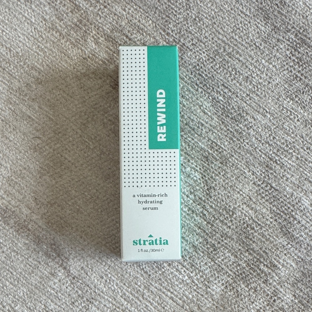 Stratia Hydrating Serum